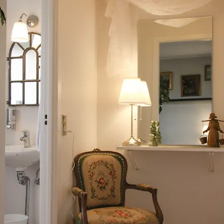 Krebshuset / Kelz0rdk Hotel 3*