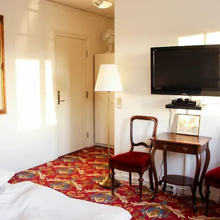 Hotel Krebshuset / Kelz0rdk