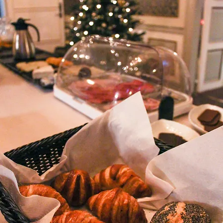 Hotel Krebshuset / Kelz0rdk 3*