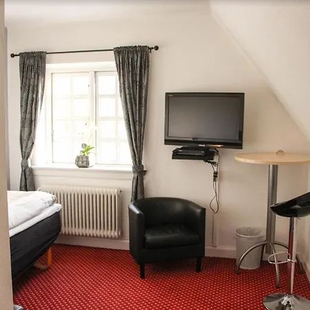 Krebshuset / Kelz0rdk Hotel 3*