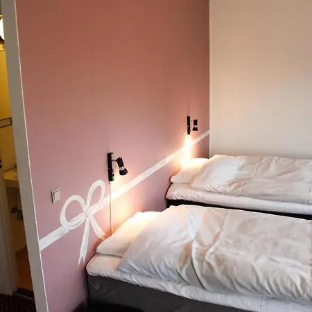 Krebshuset / Kelz0rdk 3* 索罗