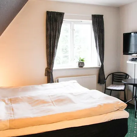 Hotel Krebshuset / Kelz0rdk 3*